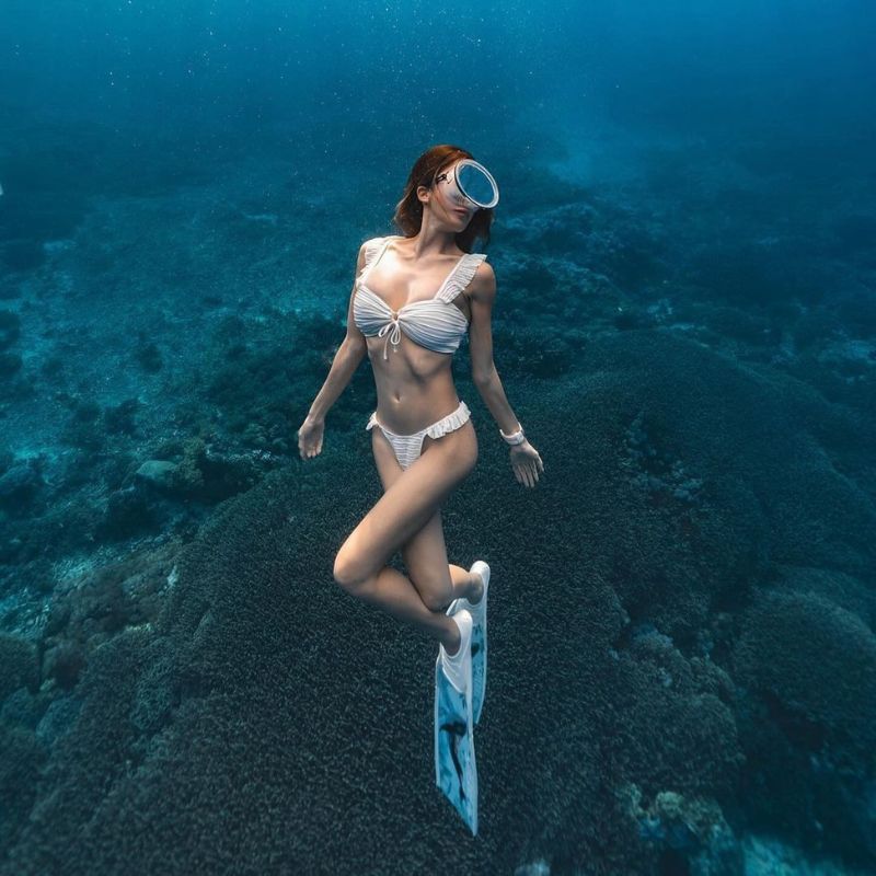 trang phuc lan freediving phu hop 06